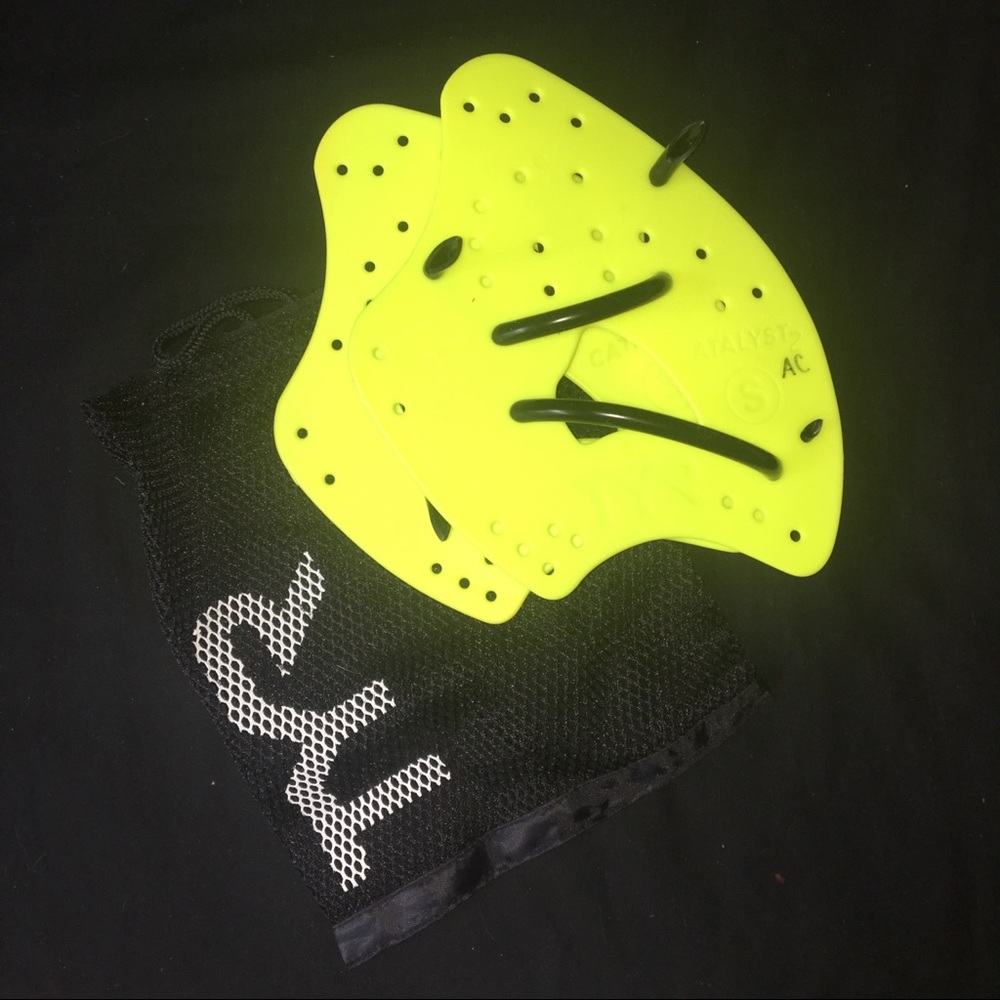 TYR Catalyst 2 Practice Paddles